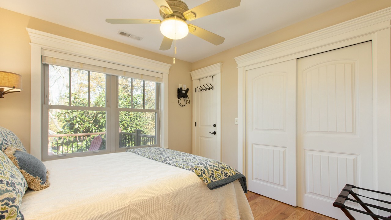 Photo of Bedroom in Falconhurst