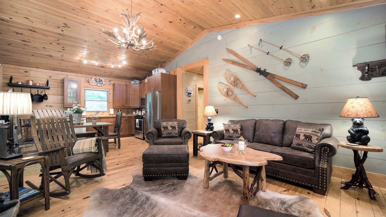 Photo of Livingroom in Cullowhee