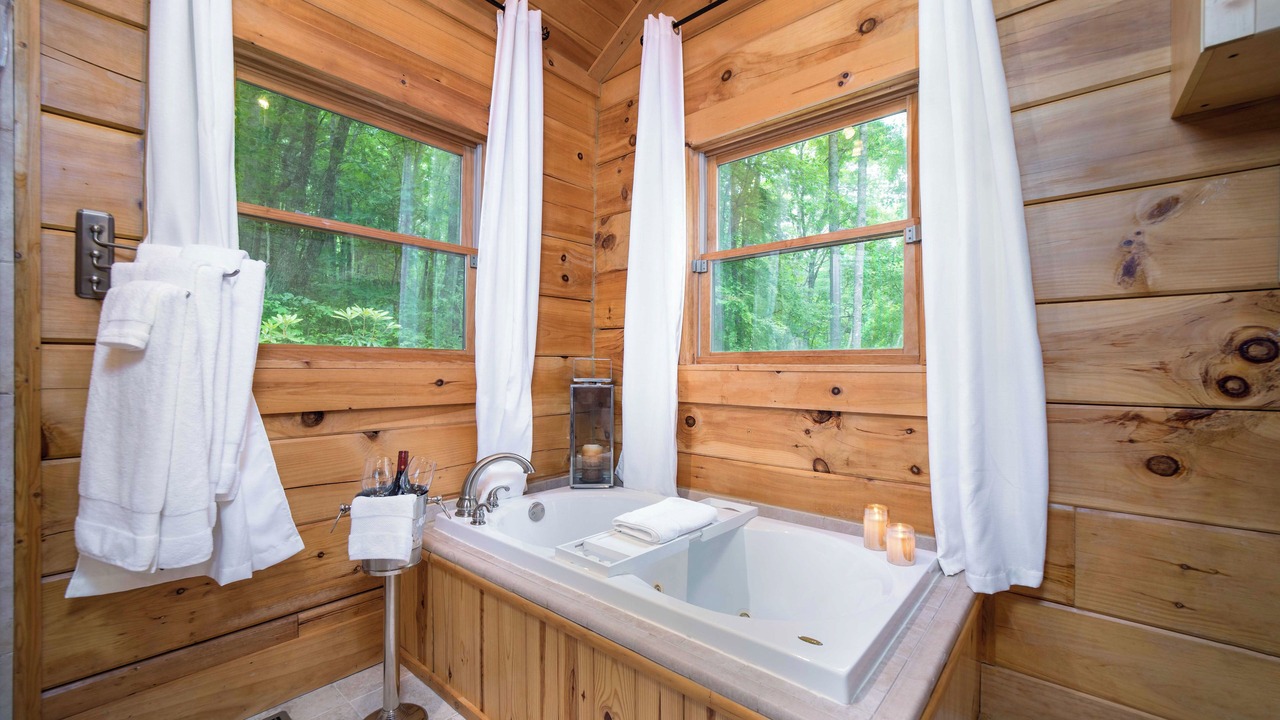 Photo of Bathroom in Cullowhee