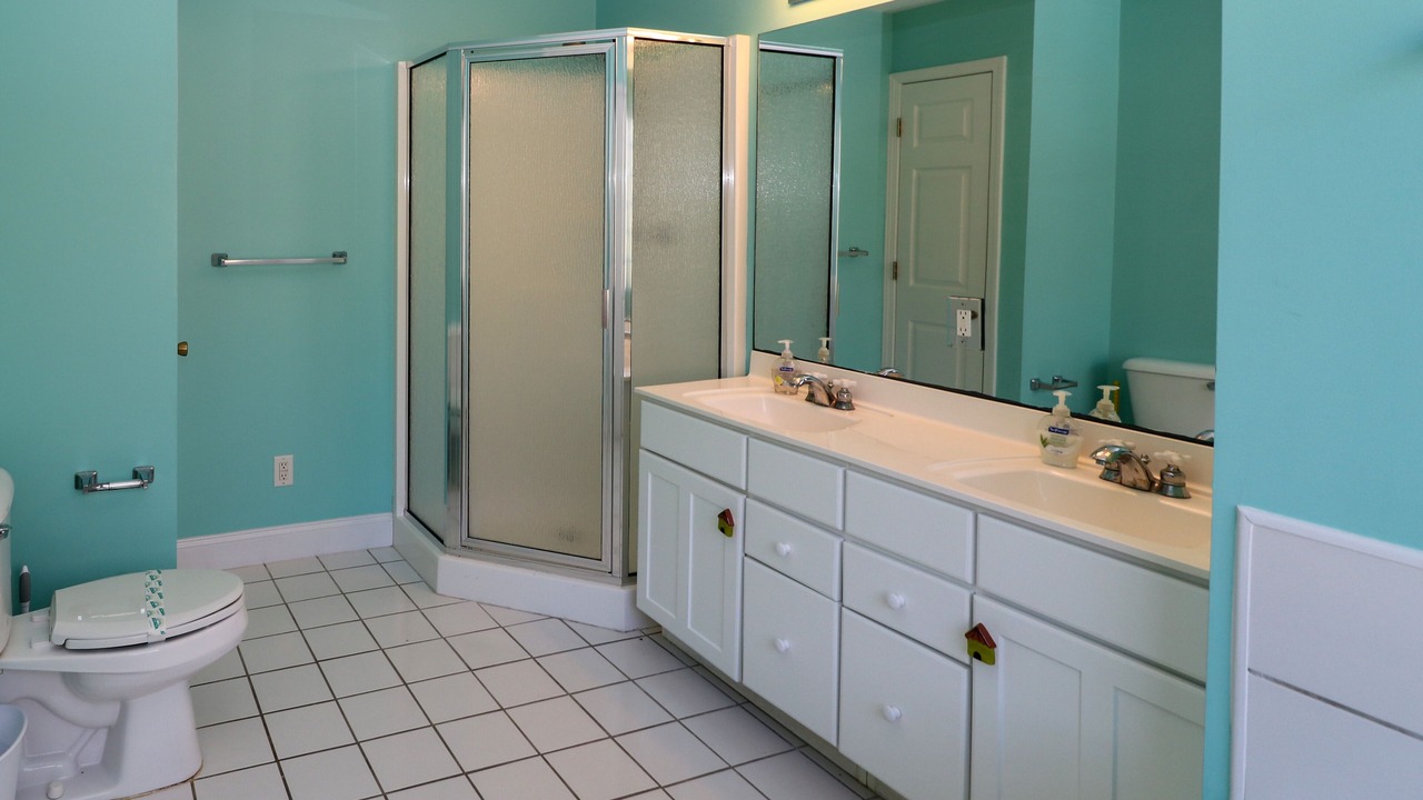 Photo of Bathroom in Emerald Isle