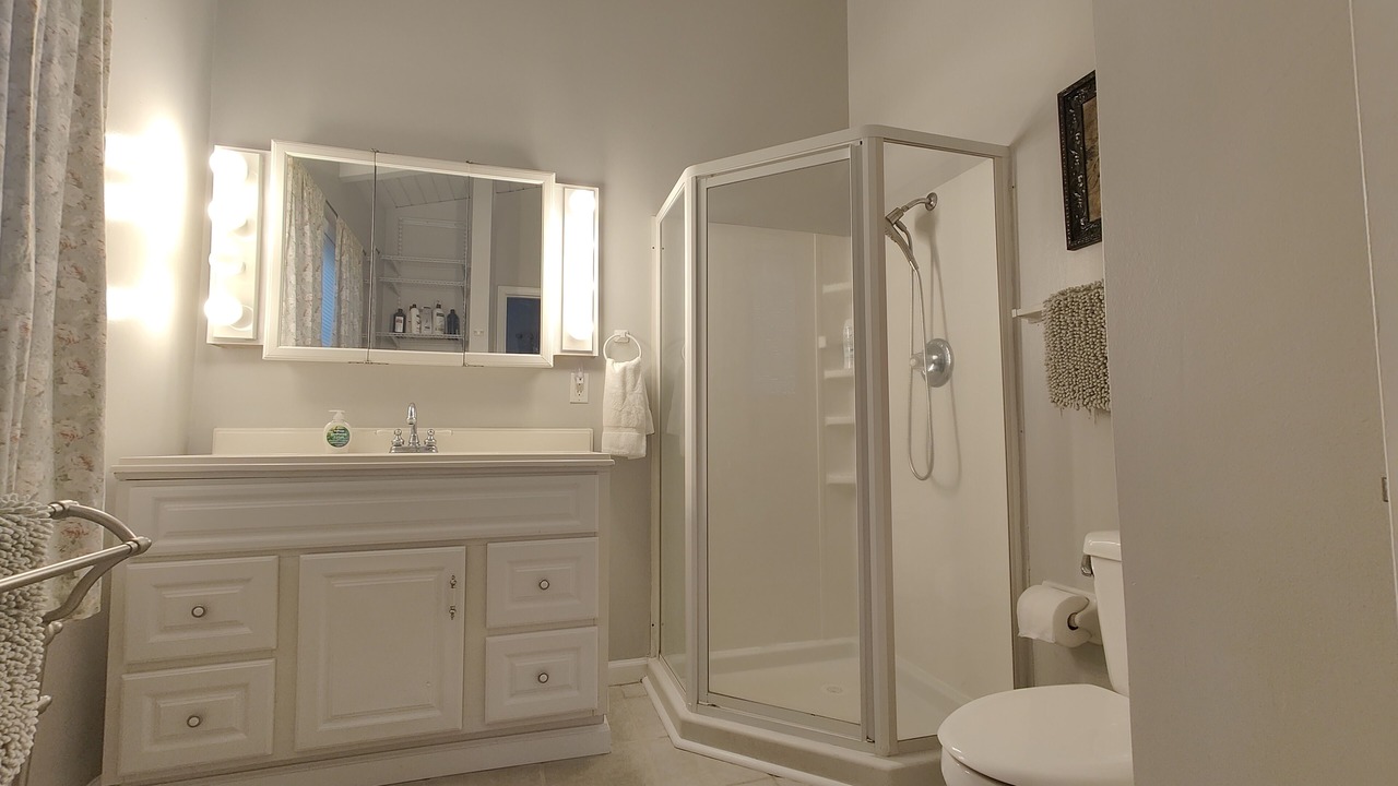 Photo of Bathroom in Mayhew
