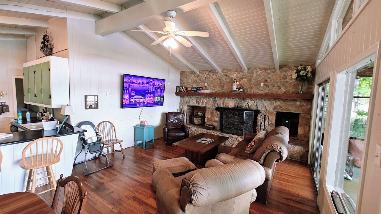 Photo of Livingroom in Mayhew