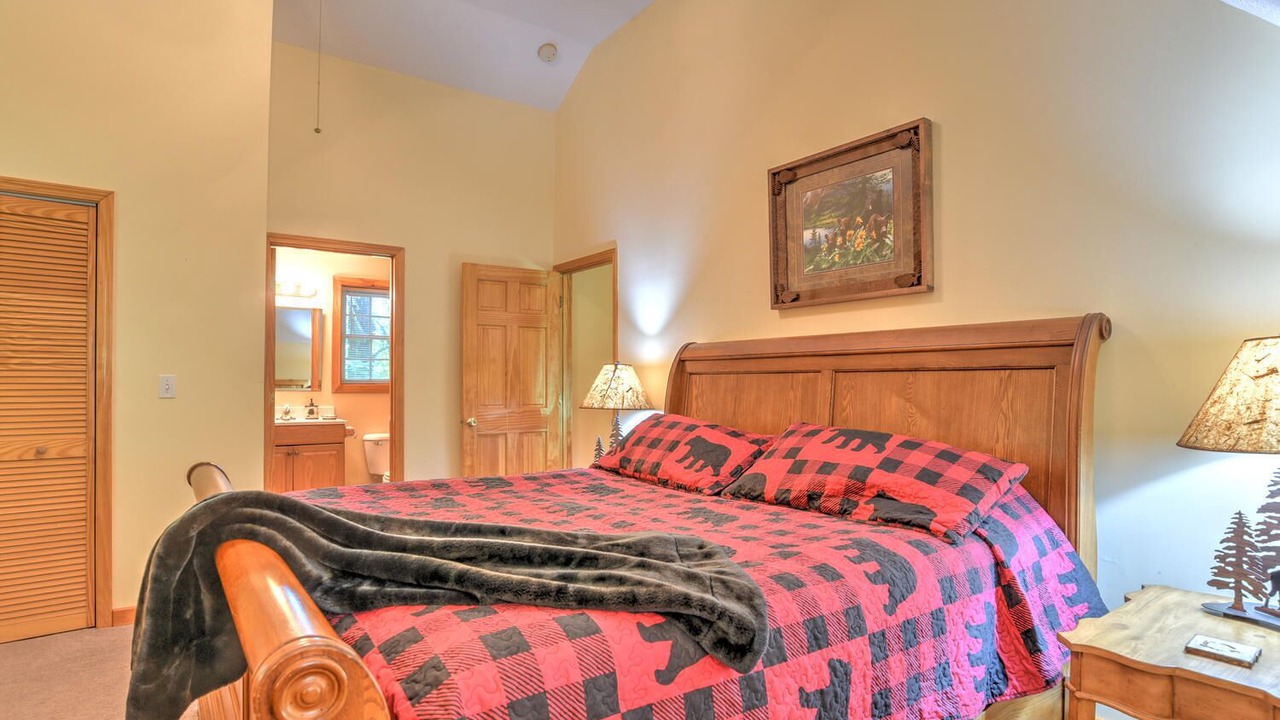 Photo of Bedroom in Sheepback Mountain Estates