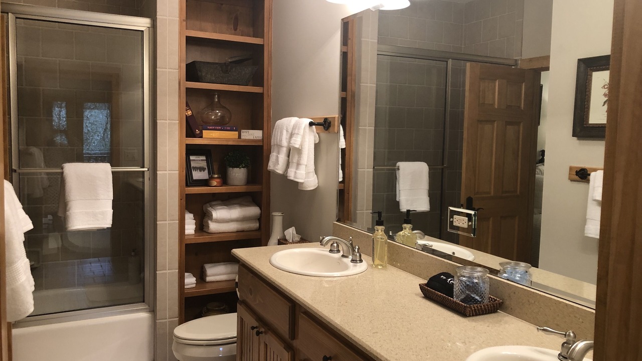 Photo of Bedroom in Sapphire