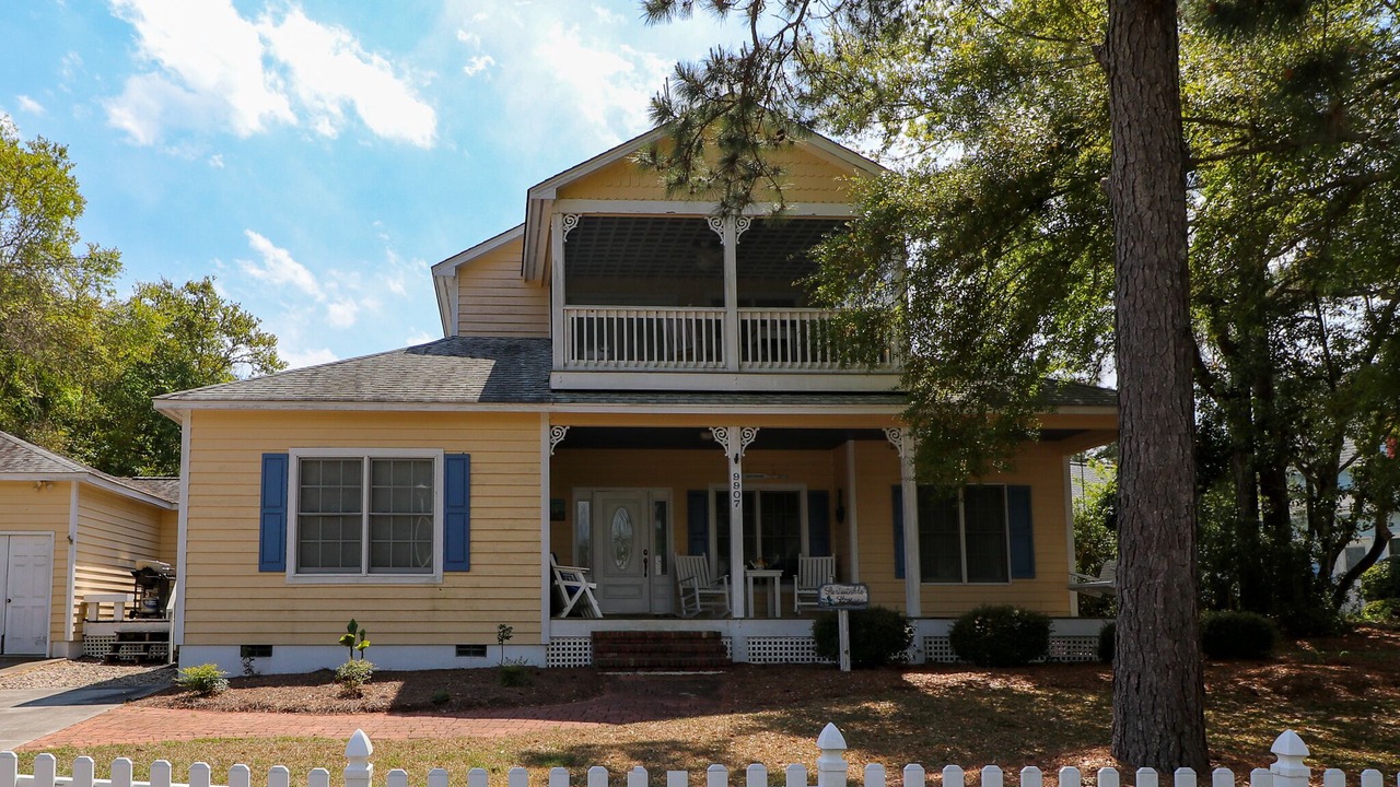 Photo of Others in Emerald Isle