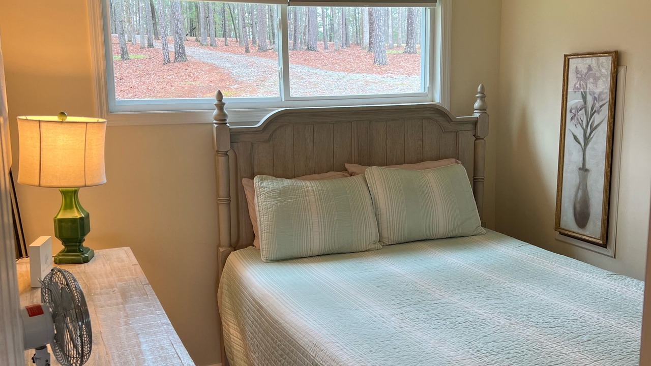 Photo of Bedroom in Quail Ridge