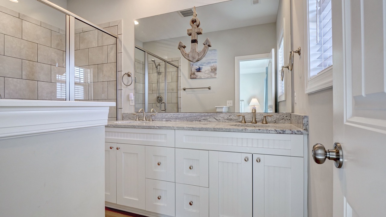 Photo of Bathroom in North Topsail Beach