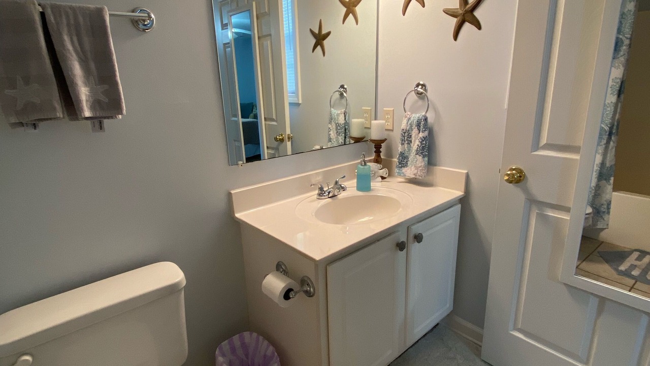 Photo of Bathroom in Long Beach