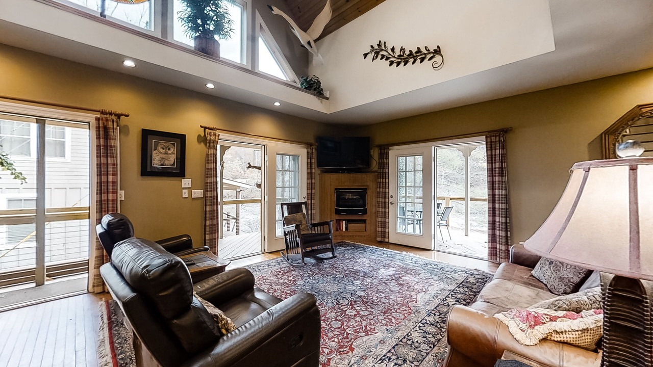 Photo of Livingroom in Sylva