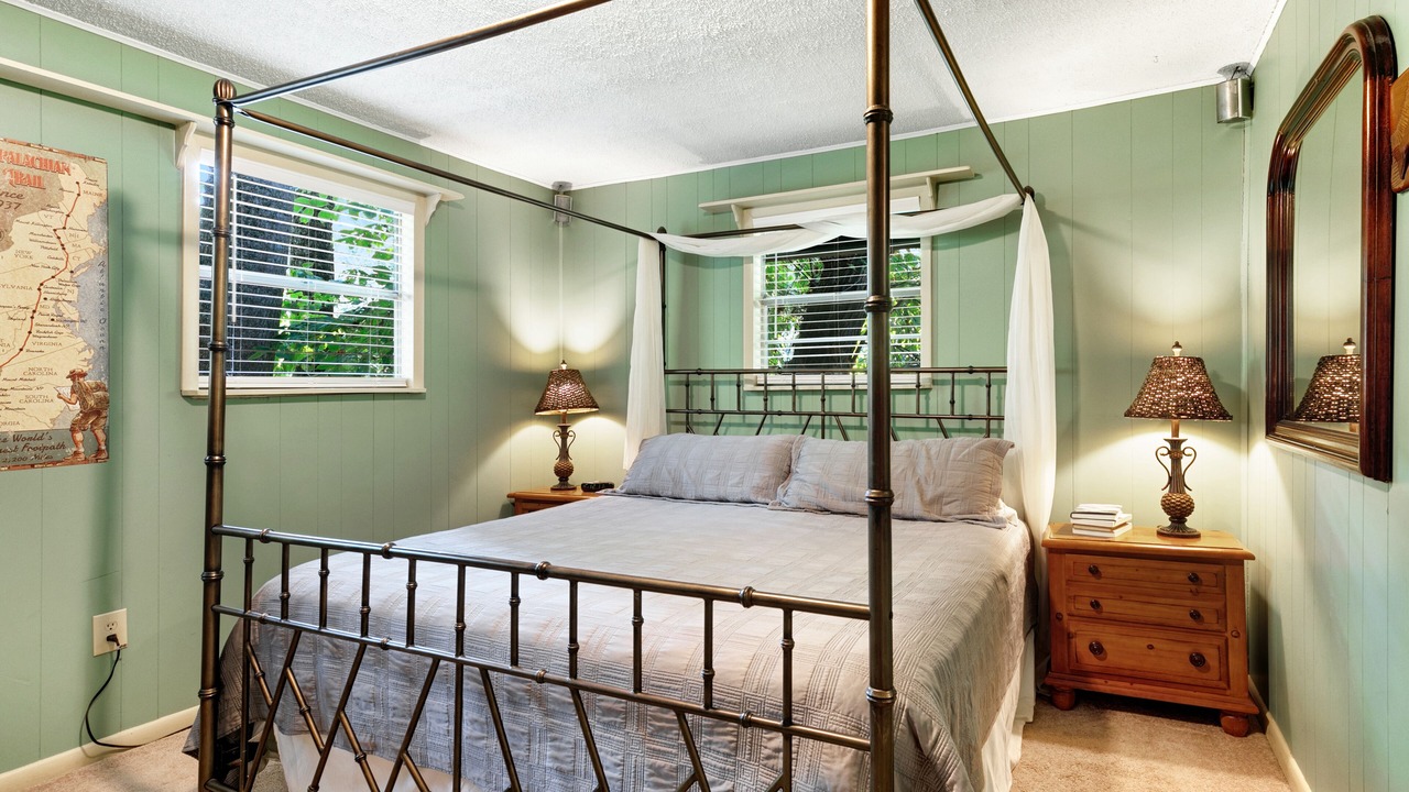 Photo of Bedroom in Sylva