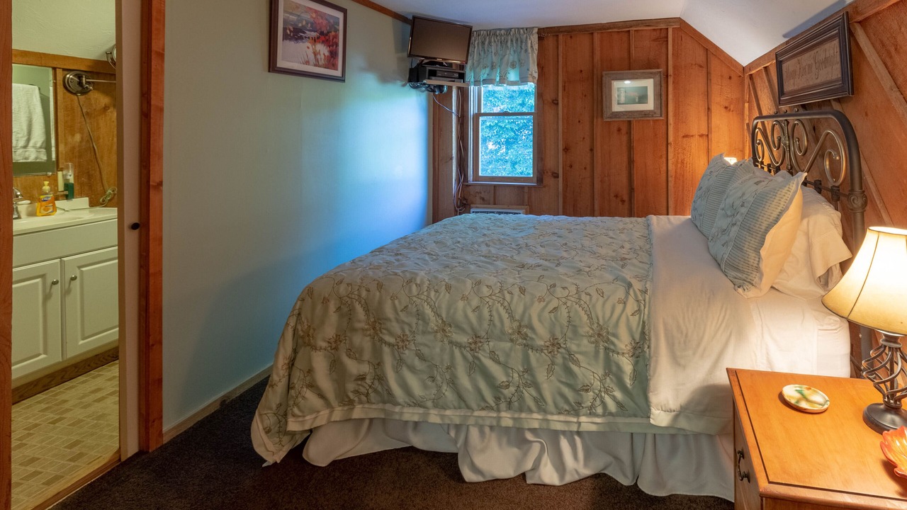 Photo of Bedroom in Sylva