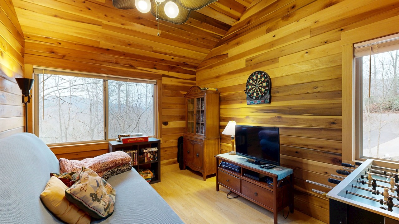 Photo of Livingroom in Whittier