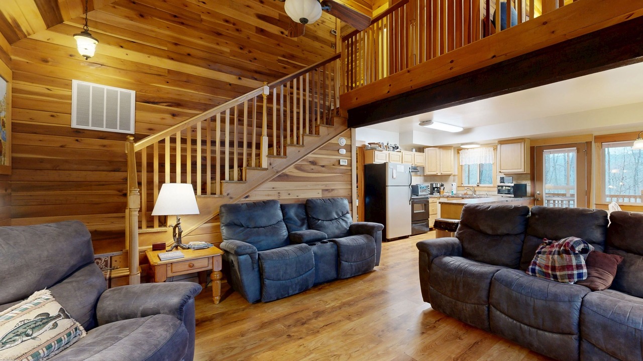 Photo of Livingroom in Whittier