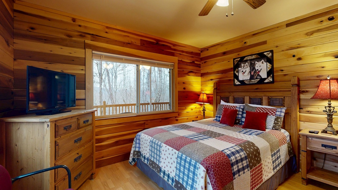 Photo of Bedroom in Whittier
