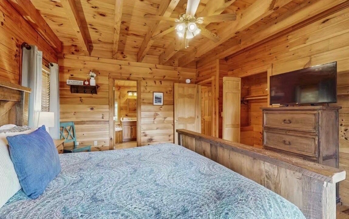 Photo of Bedroom in Sylva