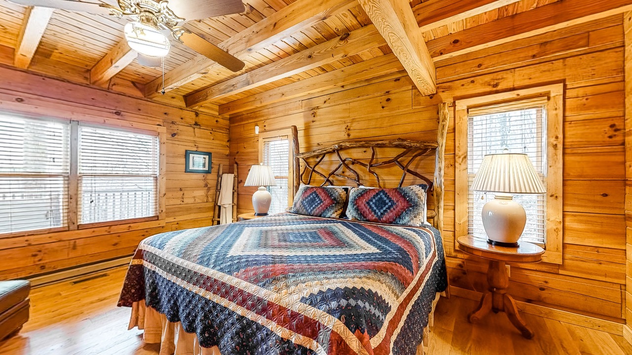 Photo of Bedroom in Sylva