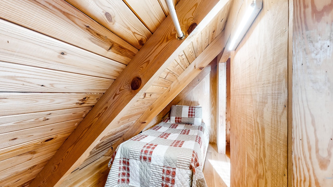 Photo of Bedroom in Sylva