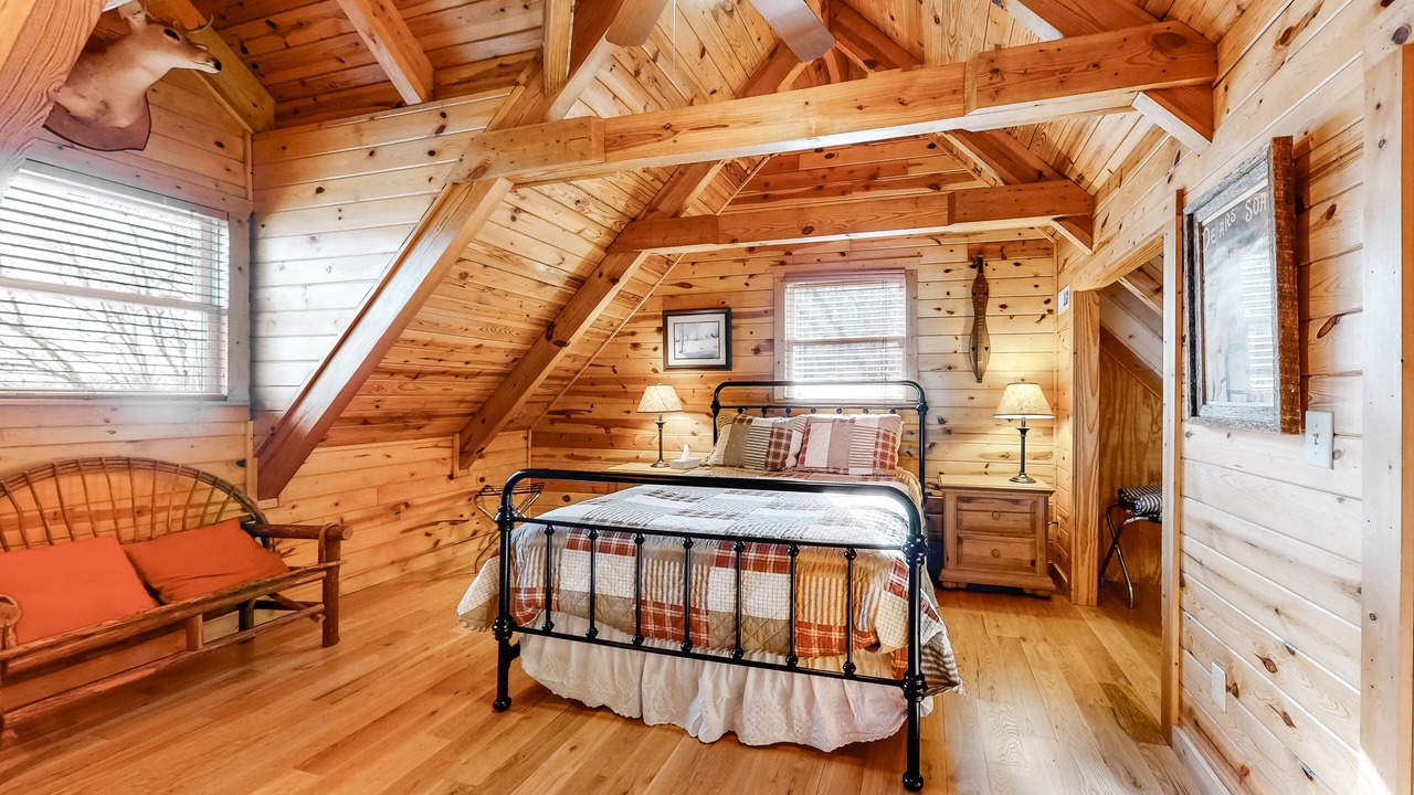 Photo of Bedroom in Sylva