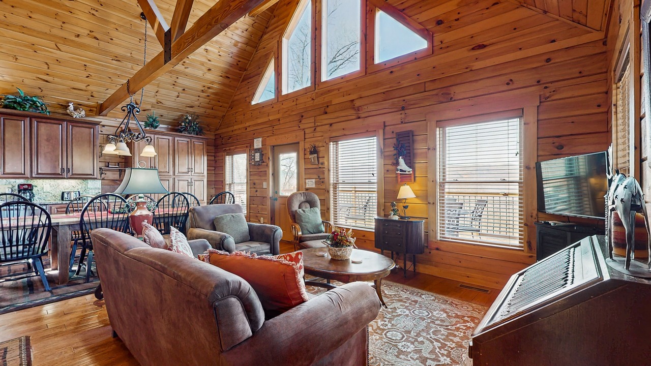 Photo of Livingroom in Whittier