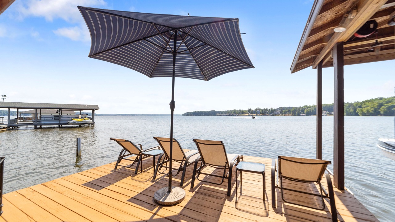 Photo of Outdoor in Old Bridge Point