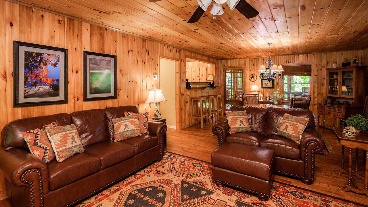 Photo of Livingroom in Pisgah Forest
