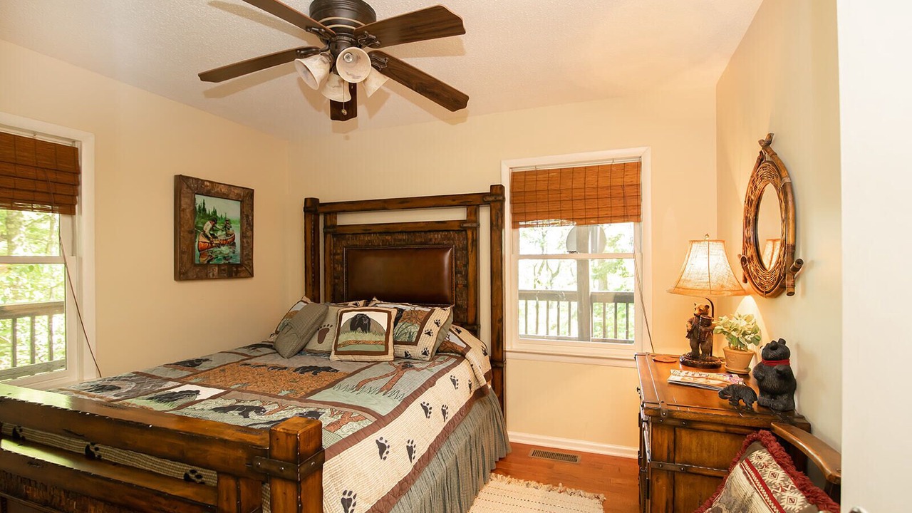 Photo of Bedroom in Pisgah Forest