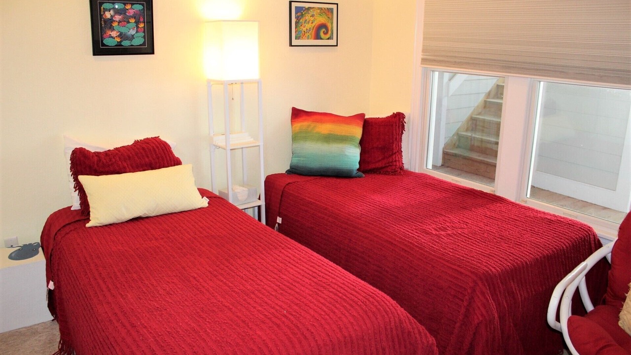 Photo of Bedroom in Manteo