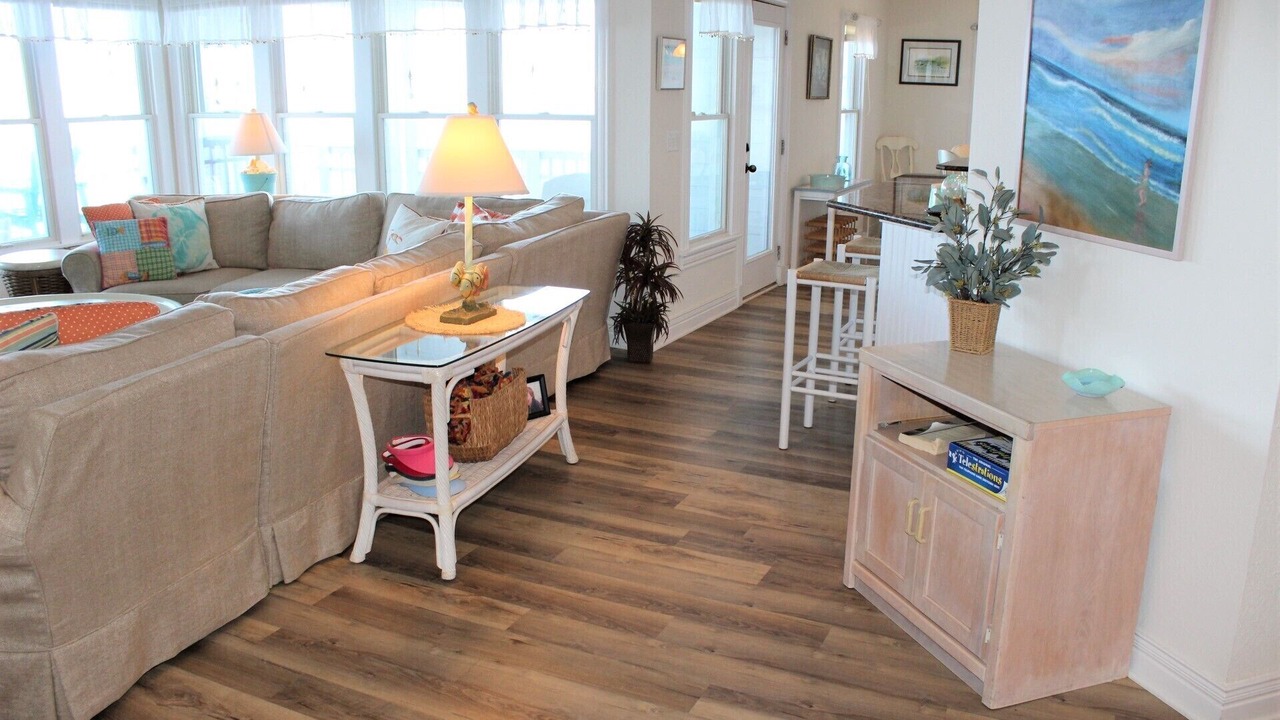 Photo of Livingroom in Manteo