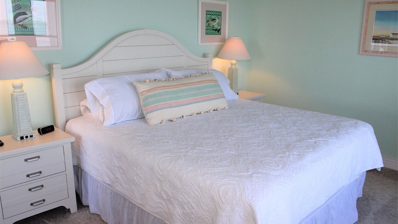 Photo of Bedroom in Manteo