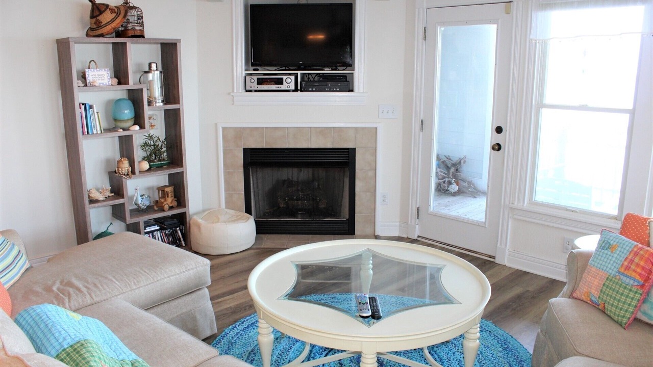 Photo of Livingroom in Manteo