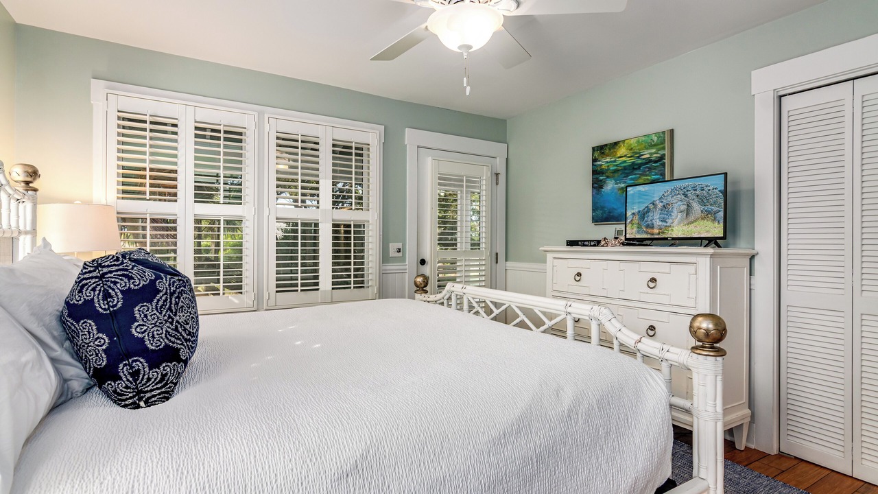 Photo of Bedroom in Flora's Bluff