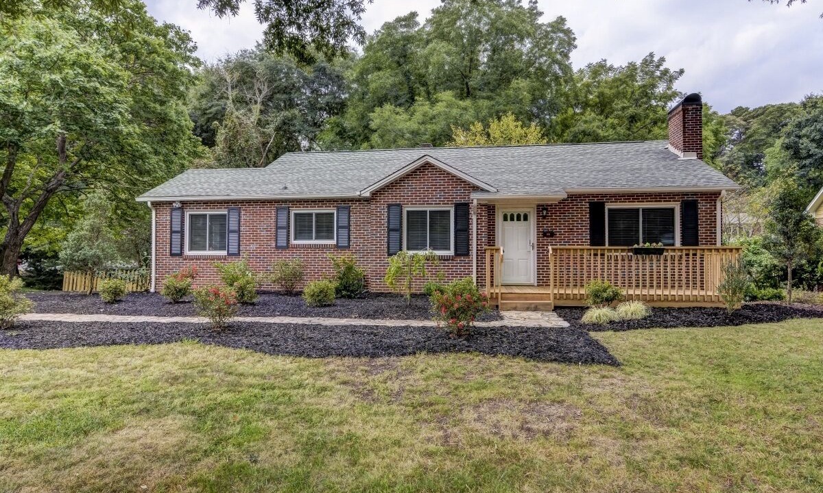 Photo of Outdoor in Hickory