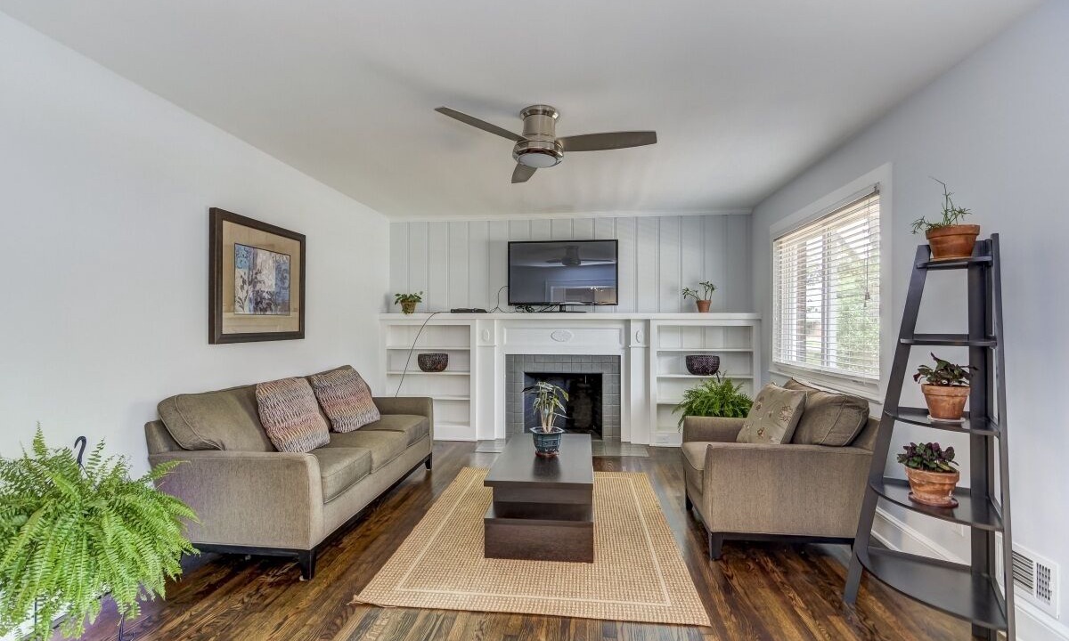 Photo of Livingroom in Hickory