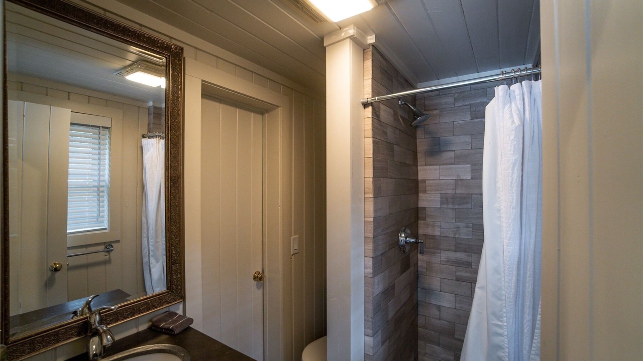 Photo of Bathroom in Highlands