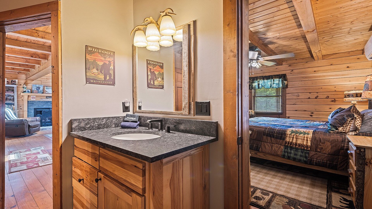 Photo of Bathroom in Hemphill Heights