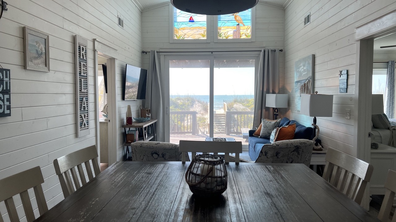Photo of Livingroom in North Topsail Beach