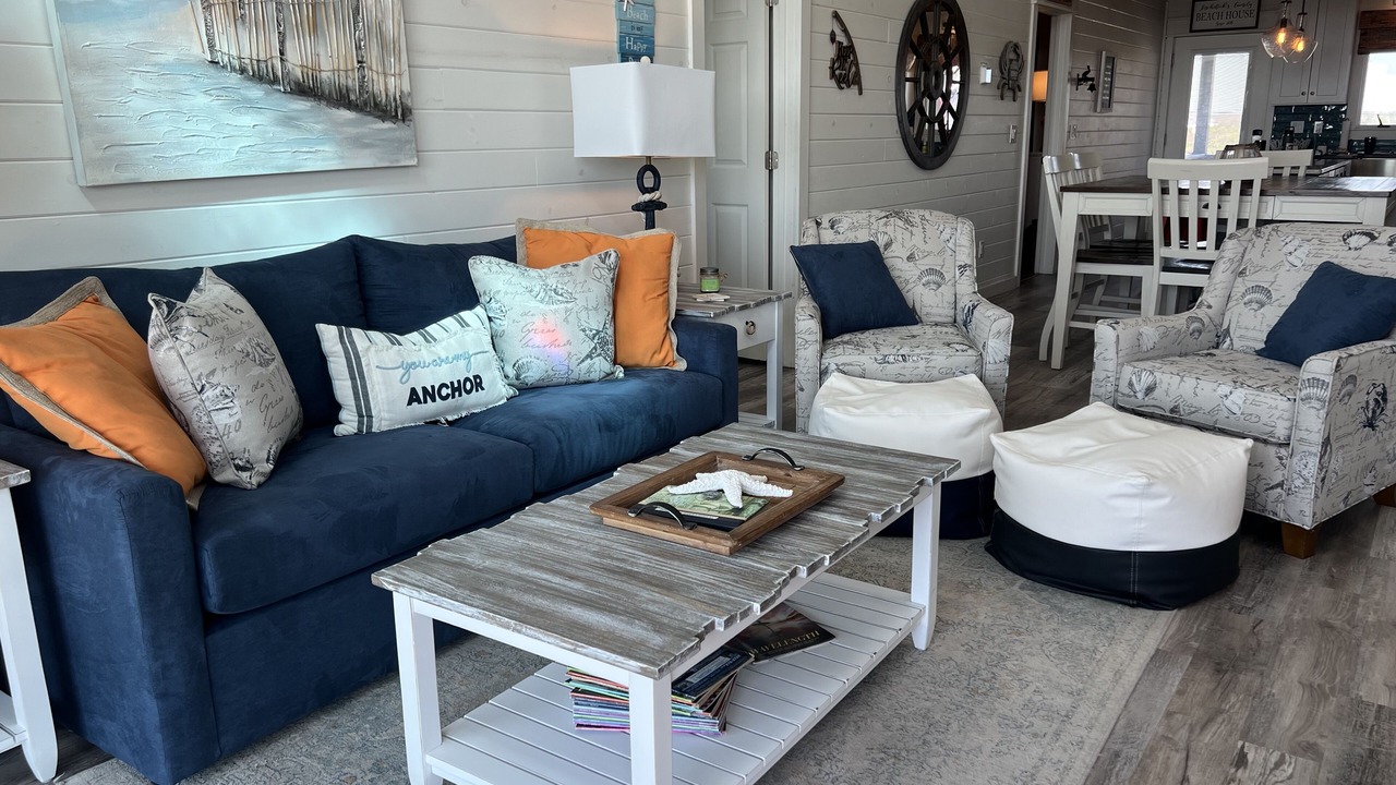 Photo of Livingroom in North Topsail Beach
