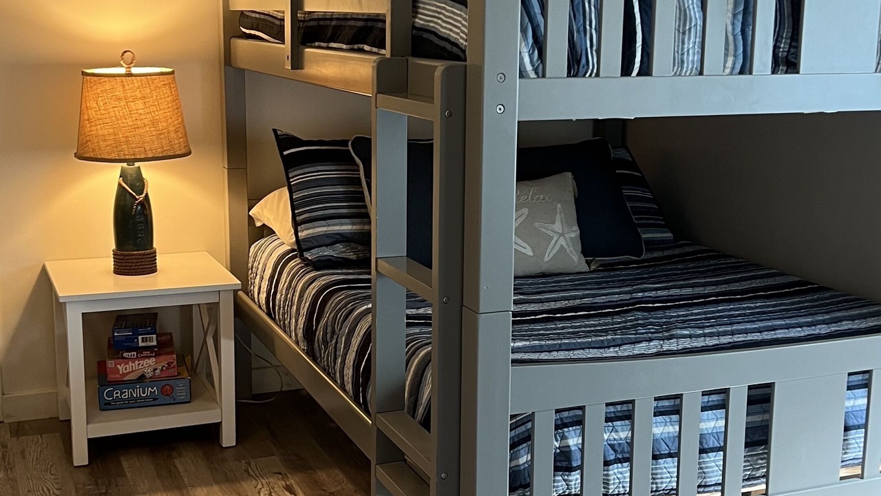 Photo of Bedroom in North Topsail Beach