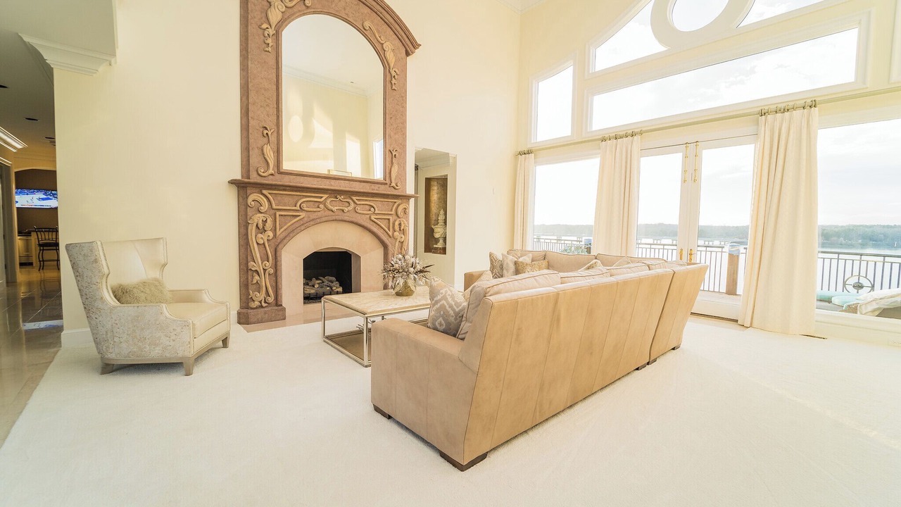 Photo of Livingroom in Steele Creek
