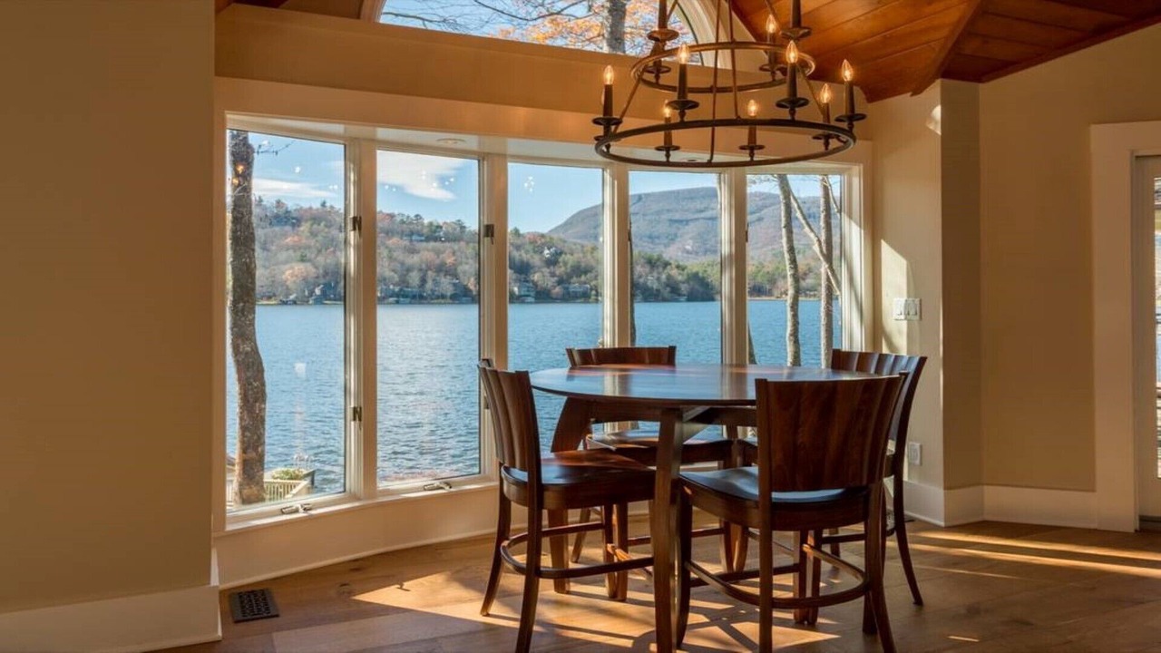 Photo of Others in Lake Toxaway