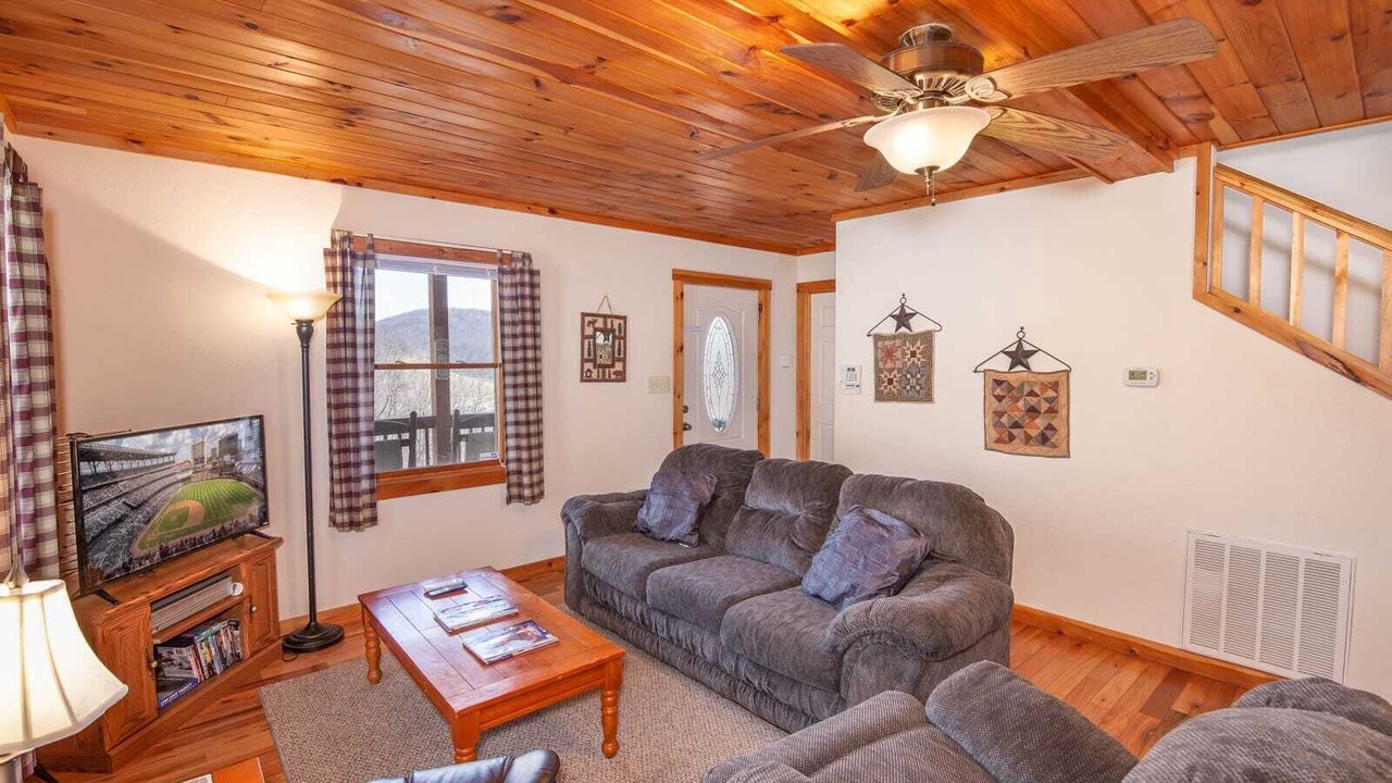 Photo of Livingroom in Todd