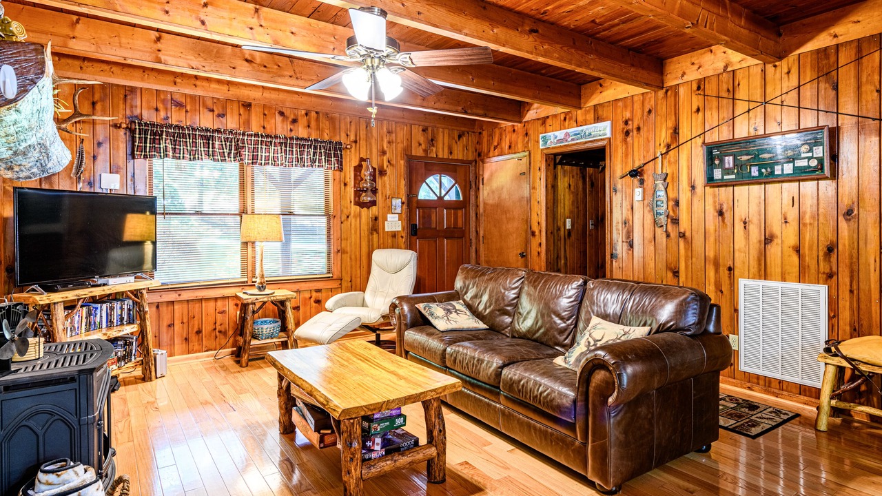 Photo of Livingroom in Yadkin Valley