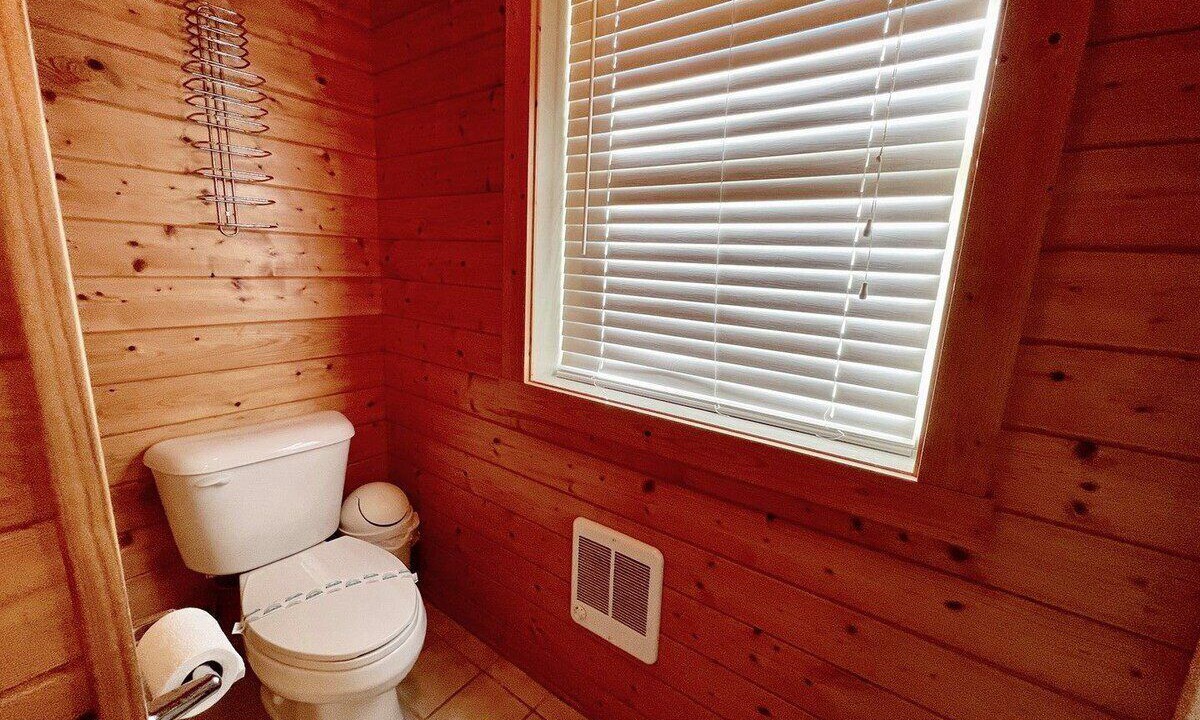 Photo of Bathroom in Laurel Springs