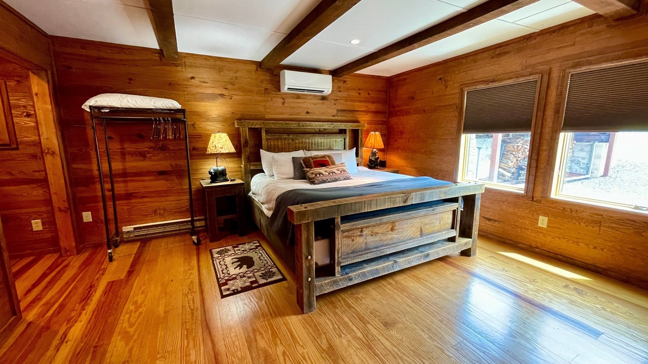 Photo of Bedroom in West Jefferson