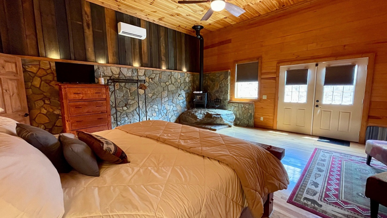 Photo of Bedroom in West Jefferson