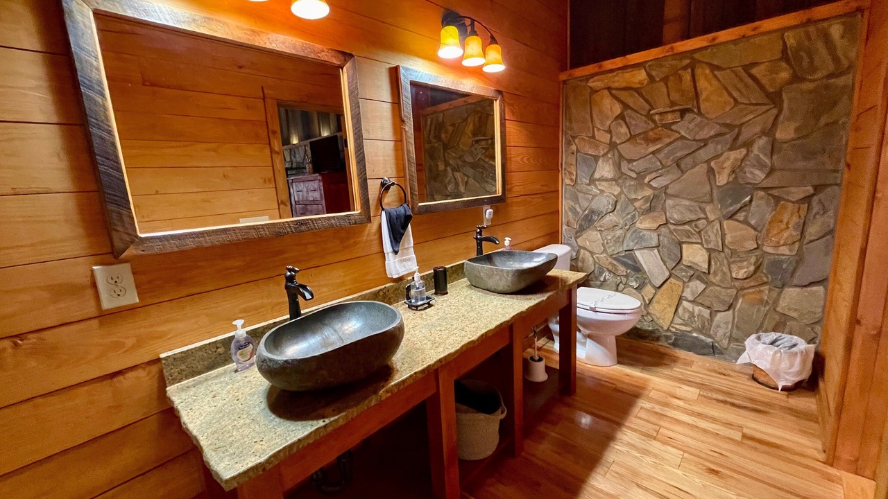 Photo of Bathroom in West Jefferson
