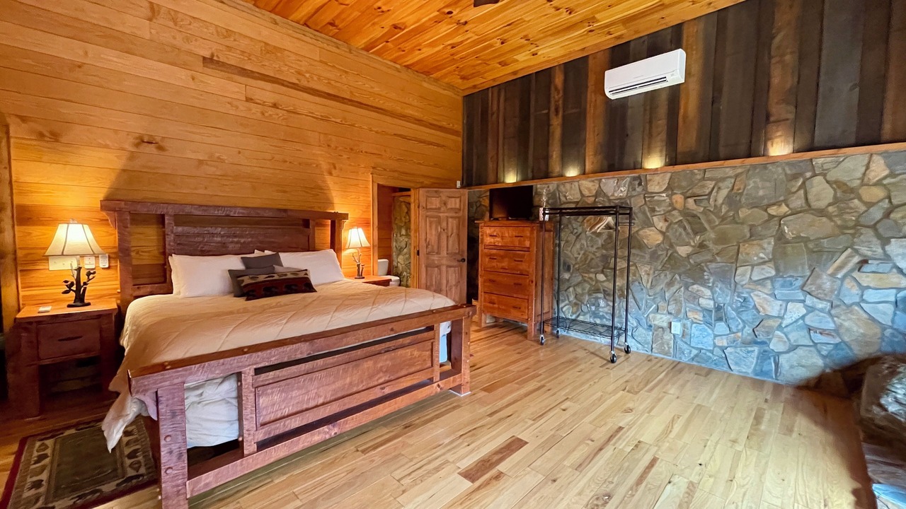Photo of Bedroom in West Jefferson