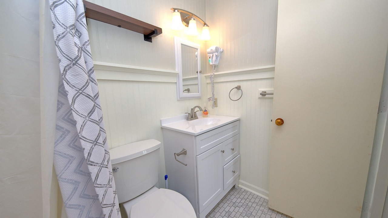 Photo of Bathroom in Rodanthe