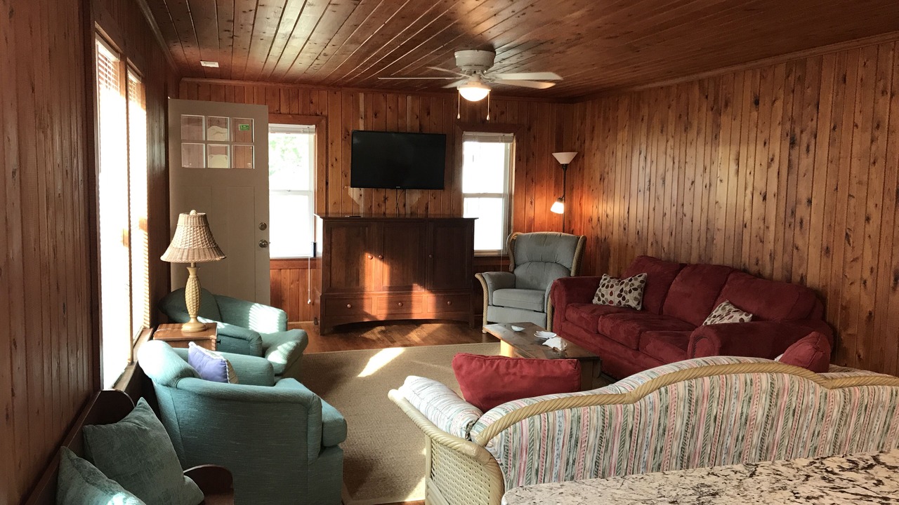 Photo of Livingroom in Kill Devil Hills