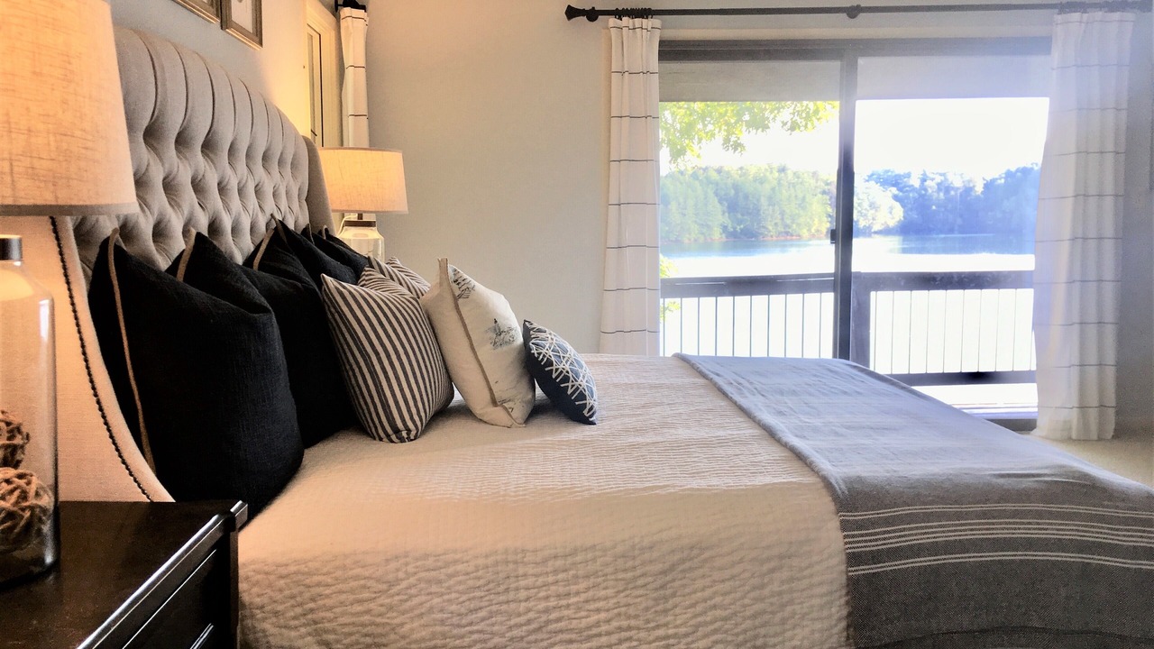 Photo of Bedroom in Santeetlah